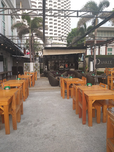 DEE BEACH PUB & RESTAURANT - อำเภอบางละมุง
