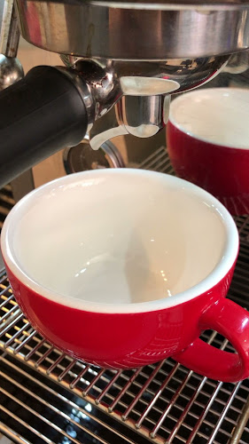 Opinii despre Ohmy coffee în อำเภอเมืองภูเก็ต - การบริการอาหารและที่พัก