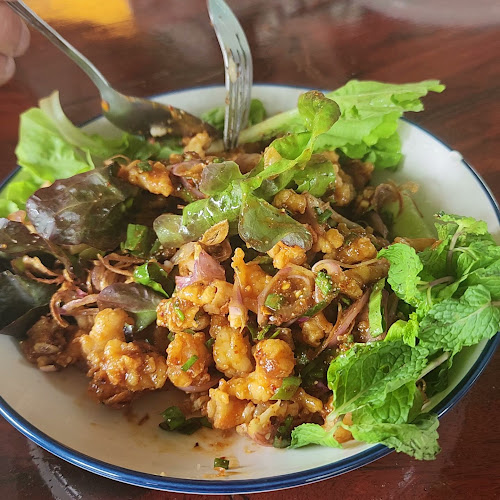 ร้านอาหารดวงสมรปลาแม่น้ำ