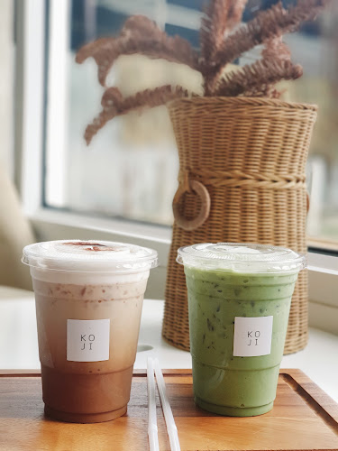 Opinii despre koji cafe&dessert în อำเภอเมืองภูเก็ต - การบริการอาหารและที่พัก