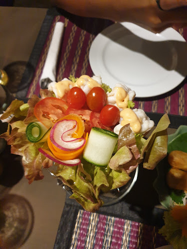 Vitaphorn Authentic Thai Restaurant​ & Steak House - อำเภอเมืองภูเก็ต