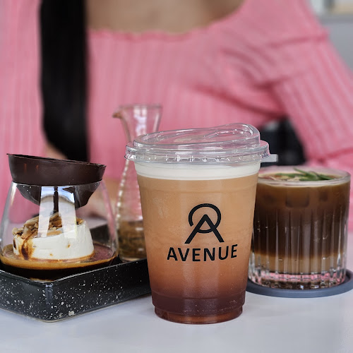 Opinii despre Avenue Hatyai - Brew with happiness în อำเภอหาดใหญ่ - การบริการอาหารและที่พัก