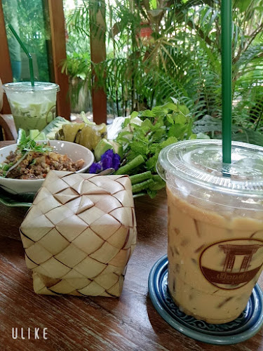 เฮือนคำ ก๋าแฟ ๒๕๕๙ - การบริการอาหารและที่พัก