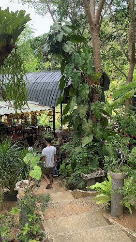 เขาสวนพ่อ KHAO SUAN PHO RESTAURANT - การบริการอาหารและที่พัก