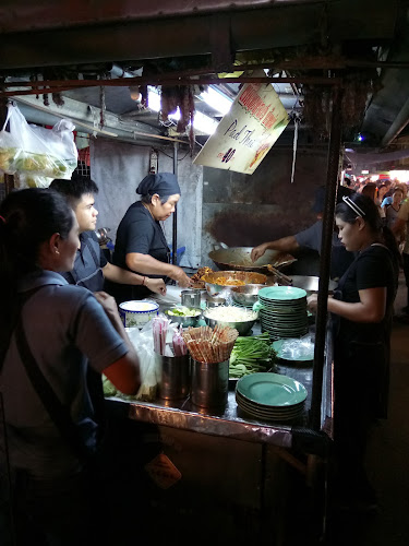 ป้าหนุ่ย ผัดไทยท่าฉาง