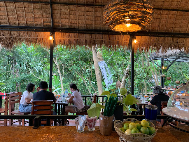 ซอย ปลักเจ 3 ตำบล กะรน อำเภอเมืองภูเก็ต ภูเก็ต 83100