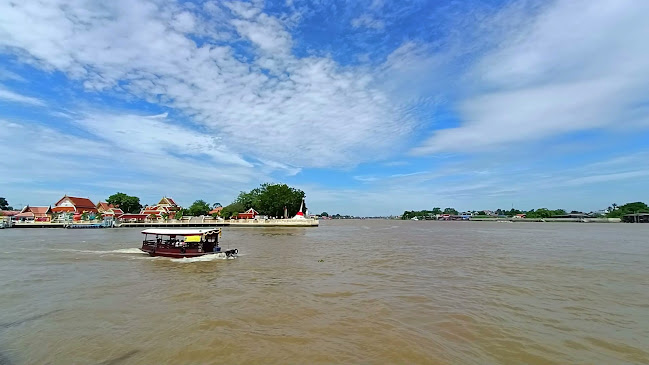 ตลาดเก่าริมน้ำปากเกร็ด