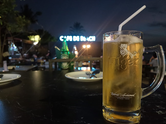 Comentarii opinii despre คาเฟ่ เดอ บีช พัทยา