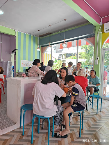 Comentarii opinii despre ไอติมโอ่ง สาขาหาดใหญ่ (สาขา 2)