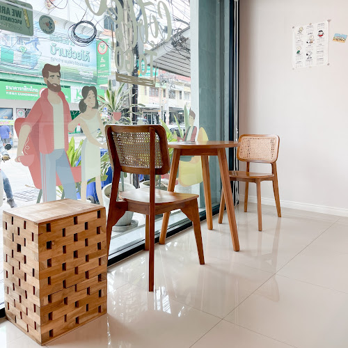 Opinii despre COFFEE HOUSE เฮ้ย…กาแฟ în อำเภอบางละมุง - การบริการอาหารและที่พัก