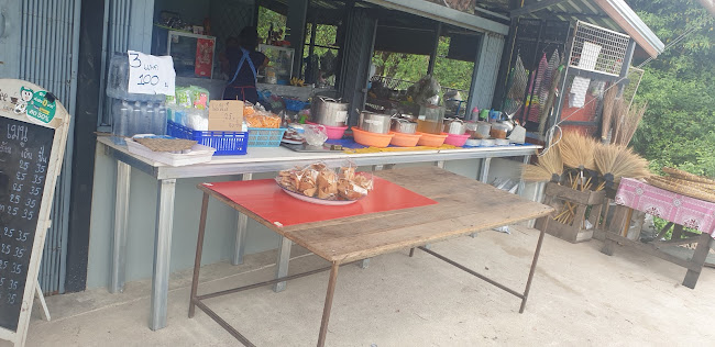 Opinii despre ก๋วยเตี๋ยวเนื้อลายหม้อไฟปากน้ำโพ în อำเภอเมืองนครสวรรค์ - การบริการอาหารและที่พัก