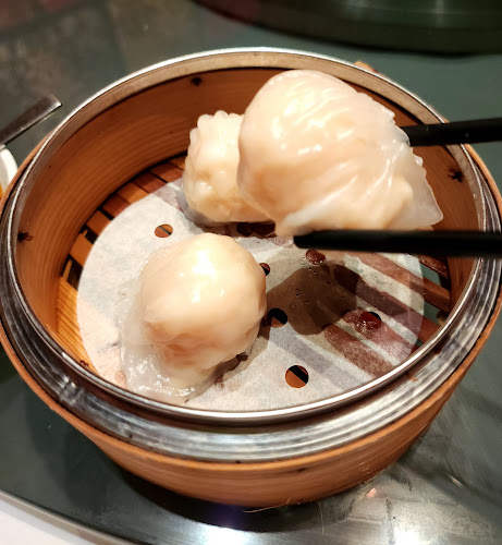 Yan Long Phuket - An Authentic Chinese Restaurant - การบริการอาหารและที่พัก