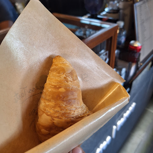 Opinii despre Phumjai Slowbar în อำเภอถลาง - การบริการอาหารและที่พัก