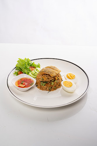 Opinii despre Ruma Cafe & Co-Working Space în เมือง - การบริการอาหารและที่พัก