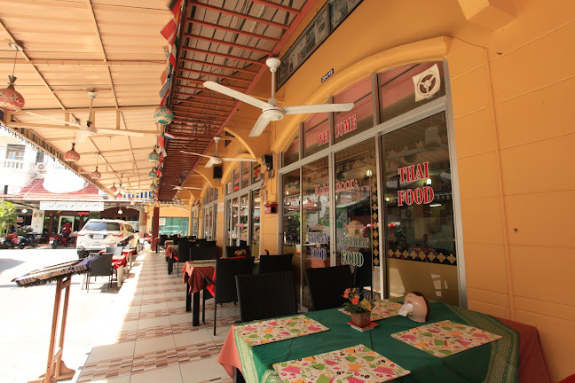 Opinii despre Kohinoor 2 Restaurant în อำเภอกะทู้ - การบริการอาหารและที่พัก