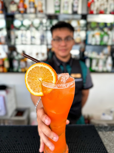 Opinii despre Bakers Brasserie & Bar în อำเภอกะทู้ - การบริการอาหารและที่พัก