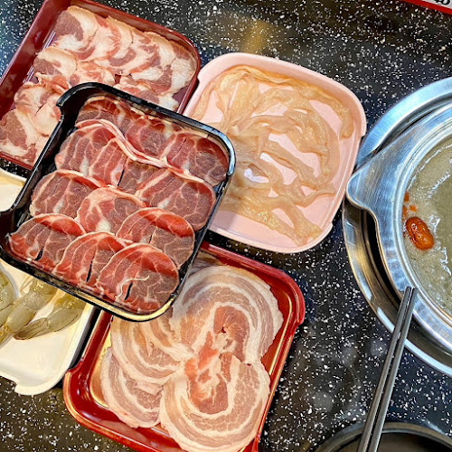 Opinii despre อาเหวยชาบูหม่าล่าสายพาน บุฟเฟ่ต์ - อุบลราชธานี în เมือง - การบริการอาหารและที่พัก