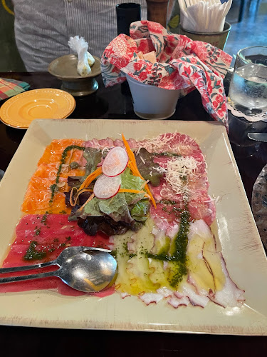 La Gaetana Restaurant - การบริการอาหารและที่พัก