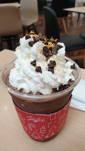 Coffee World - การบริการอาหารและที่พัก