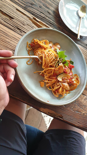 Comentarii opinii despre เดอะกลาสเฮ้าส์ ซิลเวอร์