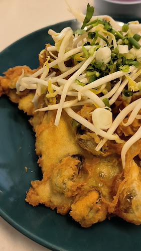 ผัดไทโบราณ - การบริการอาหารและที่พัก