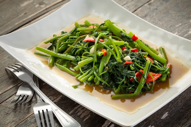 ภัตตาคารเสวย - การบริการอาหารและที่พัก