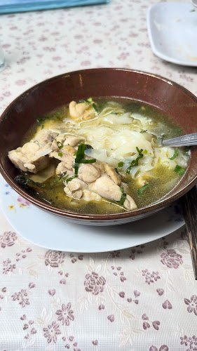 ครัวคุณฟ้าเวียดนามสะใภ้ไทย - การบริการอาหารและที่พัก