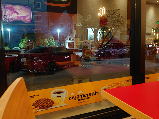 Burger Number 9 - การบริการอาหารและที่พัก