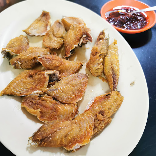 ร้านนัดพบยูงทอง 金孔雀餐厅