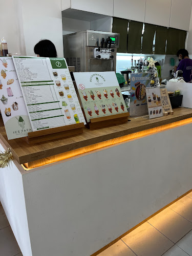 40 ถ. เยาวราช ตำบลตลาดใหญ่ อำเภอเมืองภูเก็ต ภูเก็ต 83000