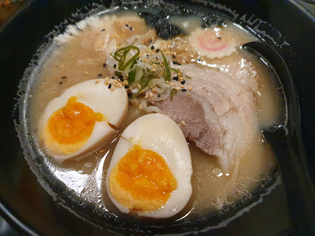 Kapi Sushi Box (Patong) - การบริการอาหารและที่พัก