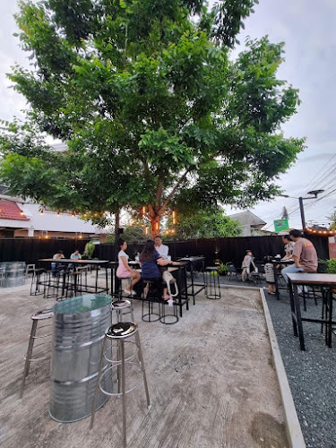 ชาลี นมสด ปังปิ้ง - เมือง