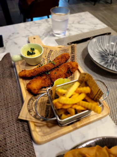 107 Rat U thit 200 pee road Ban, ตำบลป่าตอง อำเภอกะทู้ ภูเก็ต 83150