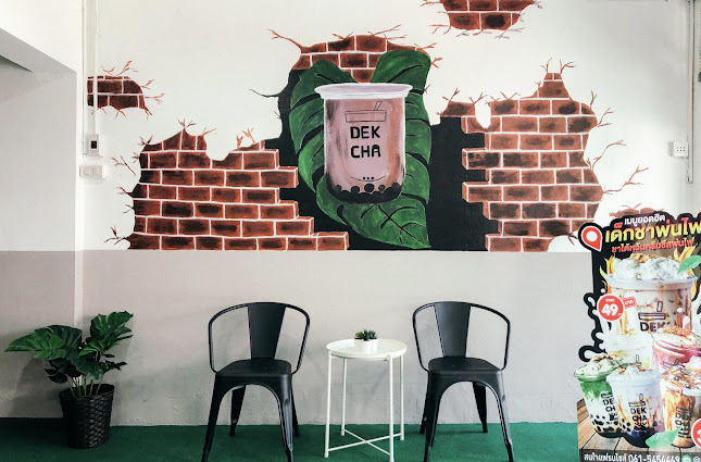 Dek-cha cafe ณ อ่าวอุดม