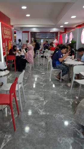 Mixue - เนินพลับหวาน - การบริการอาหารและที่พัก