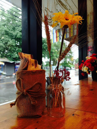 Comentarii opinii despre Famoso Cafe&Restaurant