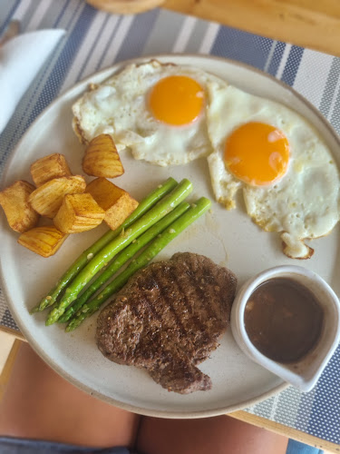 104 ซอยโคกมะขาม ตำบล ราไวย์ อำเภอเมืองภูเก็ต ภูเก็ต 83130