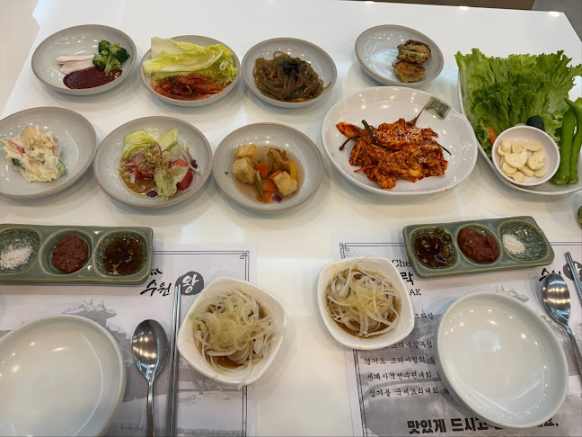 Comentarii opinii despre ร้านอาหารเกาหลี ซูวอน วังคัลบี พัทยา