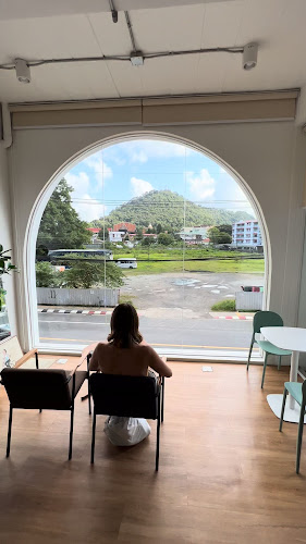 Opinii despre RestDay Coffee Bar & Bake House în อำเภอเมืองภูเก็ต - การบริการอาหารและที่พัก