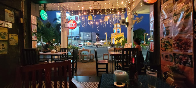 Opinii despre 90's BAR în อำเภอเมืองภูเก็ต - การบริการอาหารและที่พัก