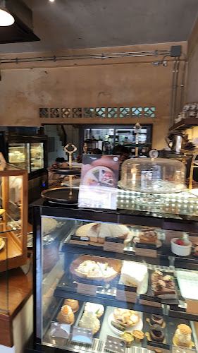 Opinii despre โคเล เบเกอรี่ บาร์ - KOLé Bakery Bar în เมือง - การบริการอาหารและที่พัก