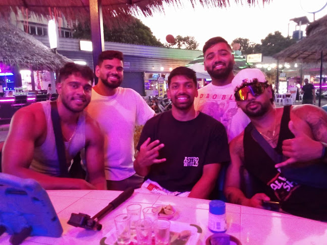 BarSaRa Patong บาร์ซาร่า - อำเภอกะทู้