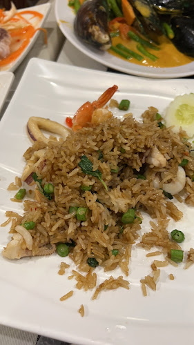 Opinii despre Eurasian Restaurant în อำเภอกะทู้ - การบริการอาหารและที่พัก