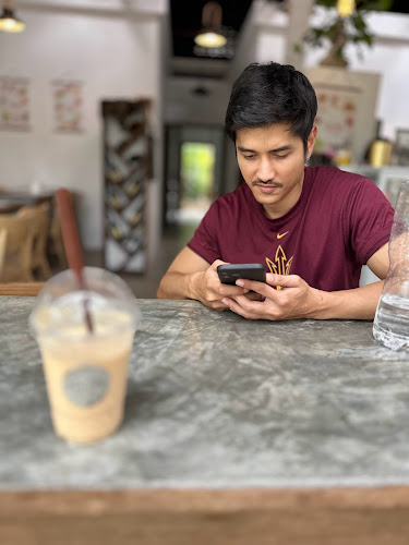 18, 12 ตำบล บ่อผุด อำเภอเกาะสมุย สุราษฎร์ธานี 84320