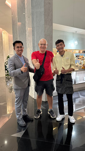 Comentarii opinii despre The Sky32 Restaurant