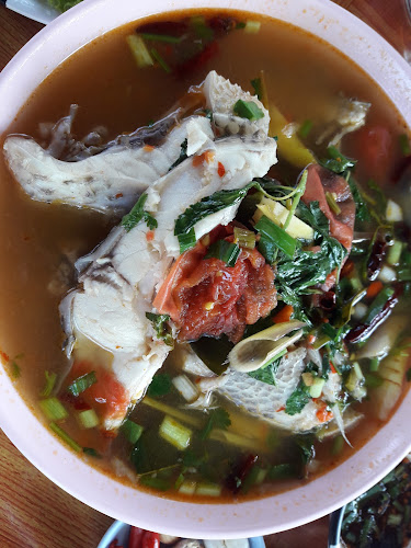 ร้านจ่าโกย เจ้าของไห - การบริการอาหารและที่พัก