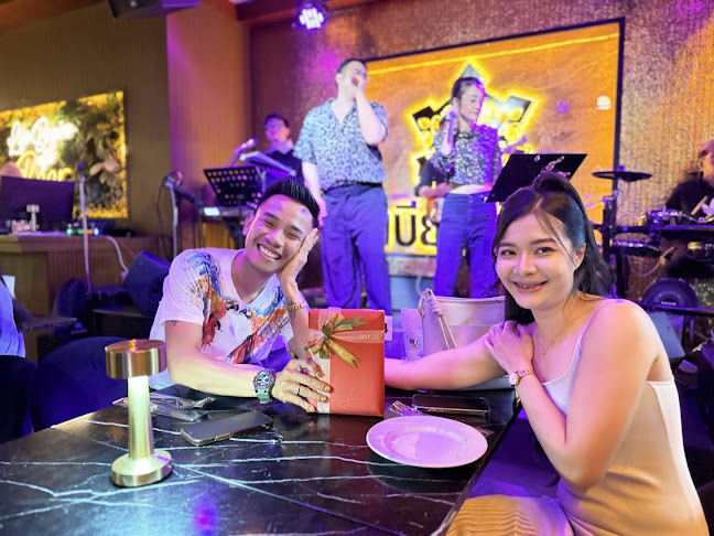 Opinii despre Beer Hubb (Pattaya Beach Road) în อำเภอบางละมุง - การบริการอาหารและที่พัก