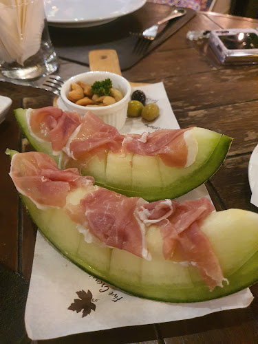 Comentarii opinii despre Five Crossing