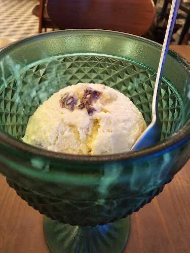 Opinii despre MET CAFE în วัฒนา - การบริการอาหารและที่พัก