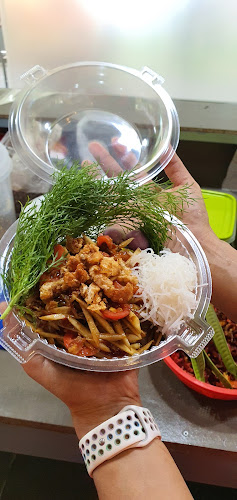 นิวแซ่บสุดซอย Chumphon - การบริการอาหารและที่พัก